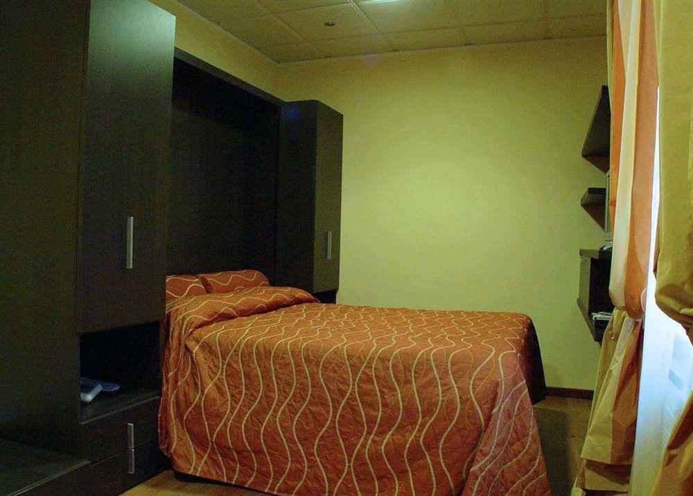 Hotel Iris Genoa Ngoại thất bức ảnh