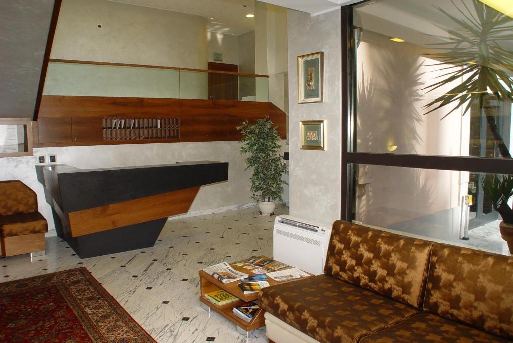 Hotel Iris Genoa Ngoại thất bức ảnh