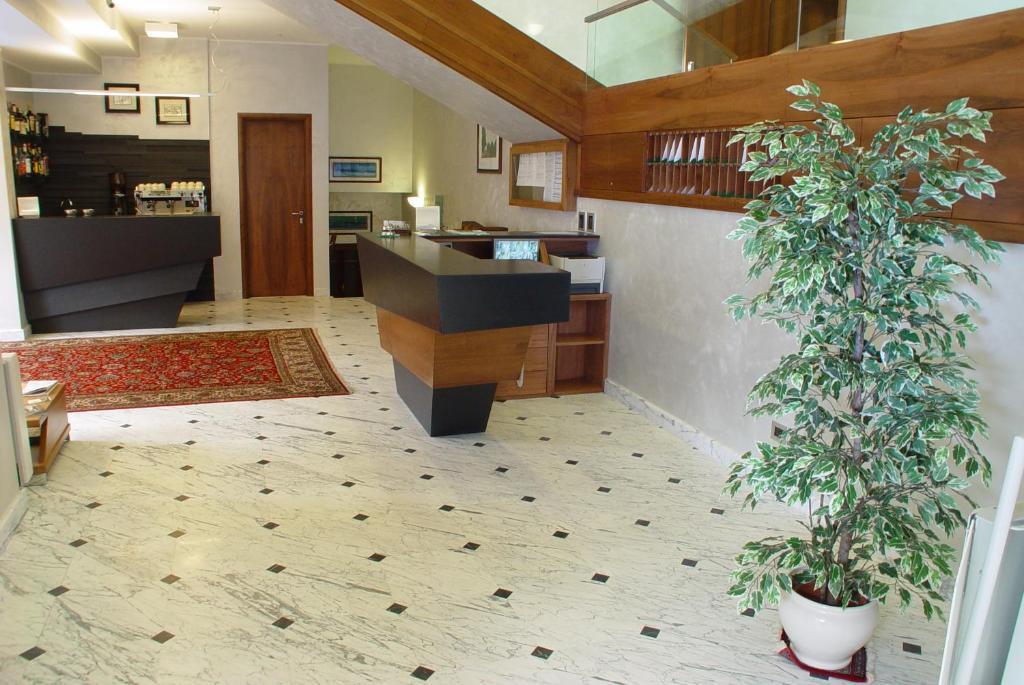 Hotel Iris Genoa Ngoại thất bức ảnh
